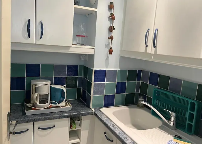 Quiet Near Saint-Raphaël